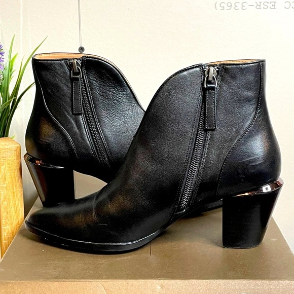 Paolo Westly Leather Booties in Black Women's Size 6 - Picture 5 of 8